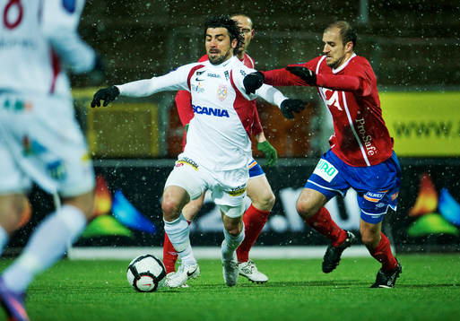 Bläddra bland fler bilder av Fotboll, Superettan, Assyriska - Öster