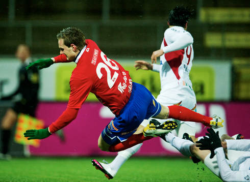 Anton Henningsson, Öster, fälls