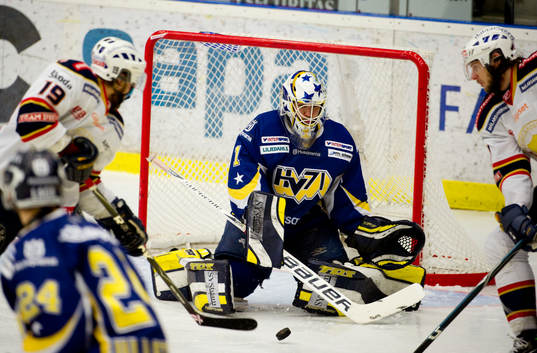 Jimmie Ölvestad, Djurgården, styr in 0-3 bakom Stefan