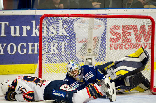 Michael Zigomanis, Djurgården, Stefan Liv, målvakt, HV71