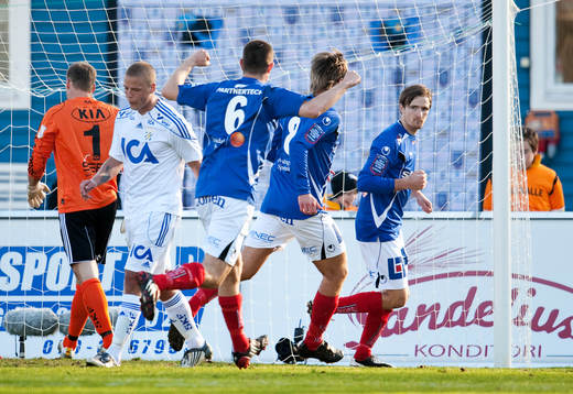 Jesper Arvidsson gör segermålet, 2-1, till Åtvidaberg.