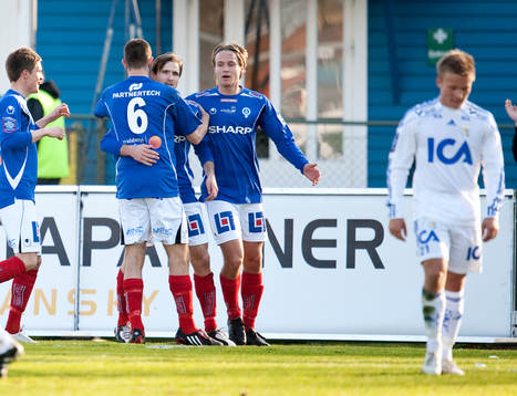 Jesper Arvidsson gör segermålet, 2-1, till Åtvidaberg.
