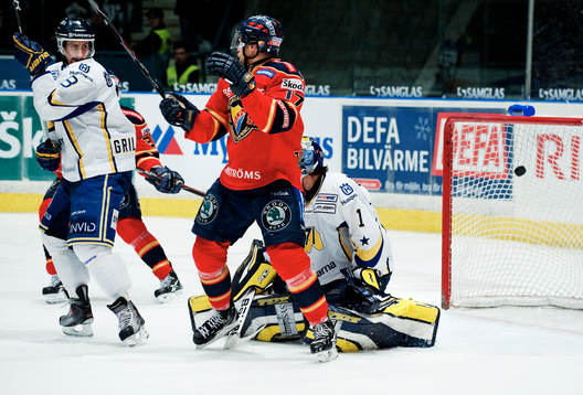 Stefan Liv, målvakt, HV71, släpper in 1-0