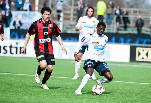 Pablo Pinones Arce, BP och Yussif Chibsah, Gefle