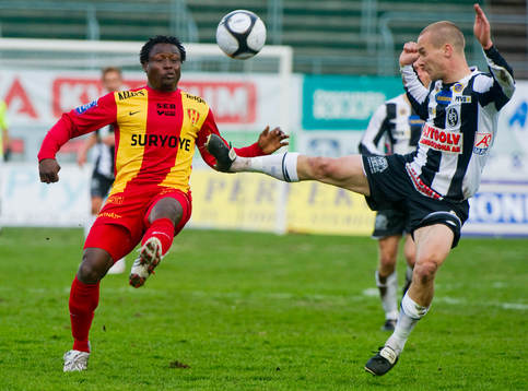 Obie Etie Ikechekwu, Syrianska och Fredrik Svanbäck,