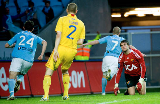 Daniel Larsson, MFF och Tommi Vaiho, Djurgården, målvakt