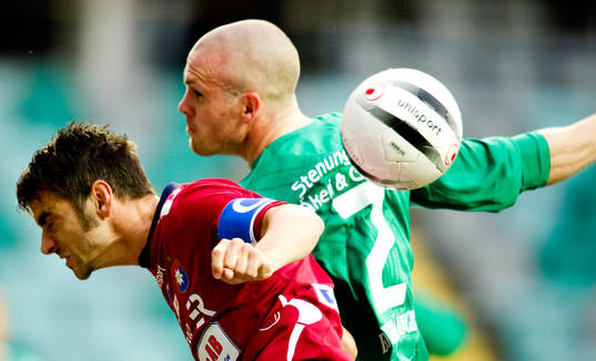 Bläddra bland fler bilder av Fotboll, superettan, Örgryte-Ljungskile