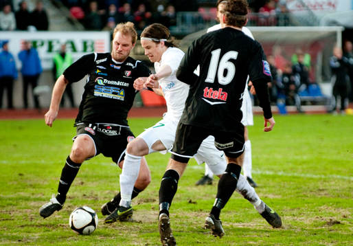 Linus Hallenius, Hammarby bryter igenom och gör 2-0
