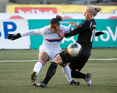 2, Umeå - Lyon: Sofia Jakobsson, Umeå mot Laura Georges,