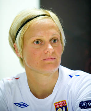 2, Umeå - Lyon: Amelie Rybäck, Lyon