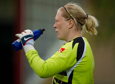 Thora Helgadottir, målvakt Ldb
