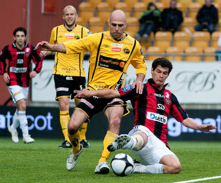 Mauricio Albornoz, Brommapojkarna. Teddy Lucic, Elfsborg