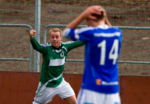 Patrick Pupparo, Väsby, jubel