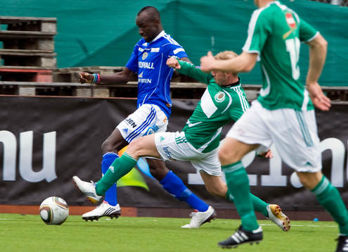 Aziz Corr-Nyang, Sundsvall och Patrick Pupparo, Väsby