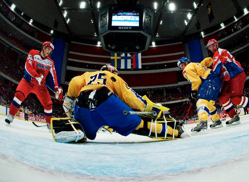 0-1-pucken går in bakom Jacob Markström, målvakt, Sverige