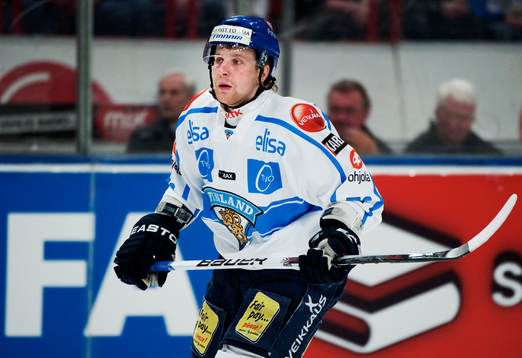 Leo Komarov