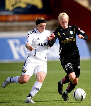 Bläddra bland fler bilder av Fotboll, damallsenskan, Göteborg Kopparbergs-AIK