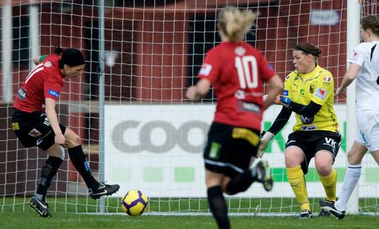 2-0, Susanne Moberg, Kristianstad, som överlistar Caroline