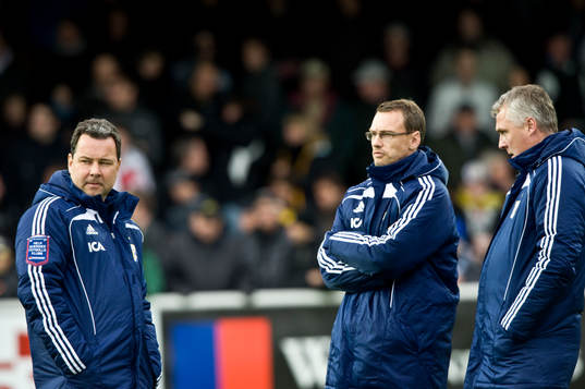 Stefan Rehn och Jonas Olsson, tränare, Teddy Olausson,