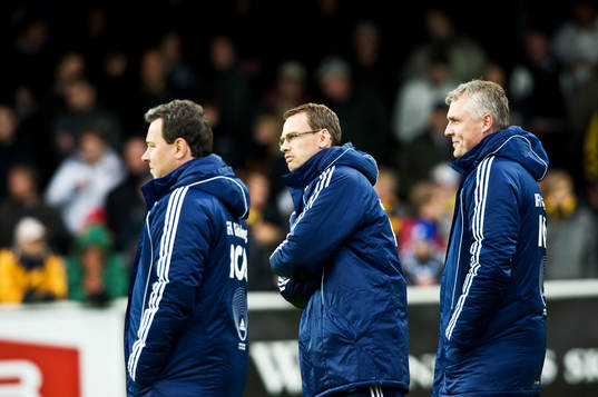 Jonas Olsson, tränare, Teddy Olausson, assisterande