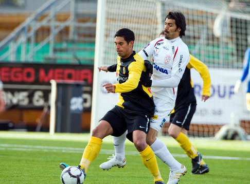 Sebastian Bojassén, Hammarby och Ceyhun Eris, Assyriska
