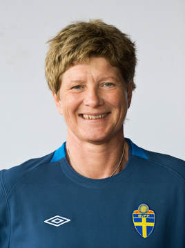 Elisabeth Leidinge, porträtt, ledare