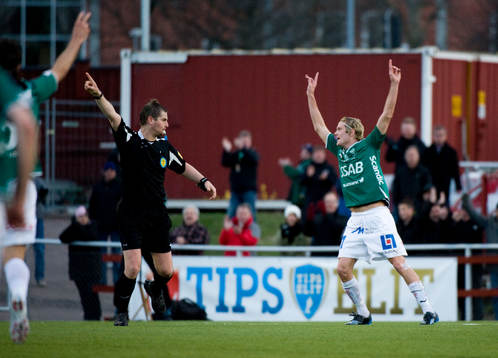 Daniel Åkervall, Brage jublar