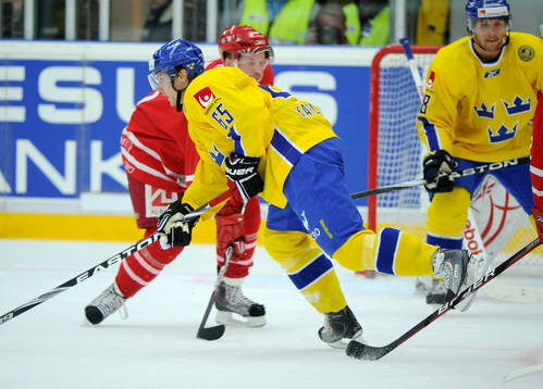 Erik Karlsson, Sverige