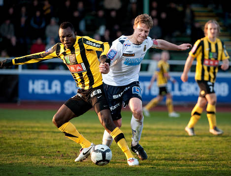 Vinicius, John Chibuike, Häcken. Daniel Bernhardsson, Gefle