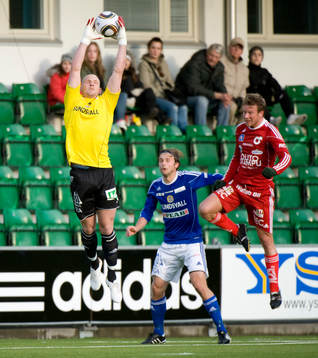 Tommy Naurin, Målvakt Sundsvall räddar