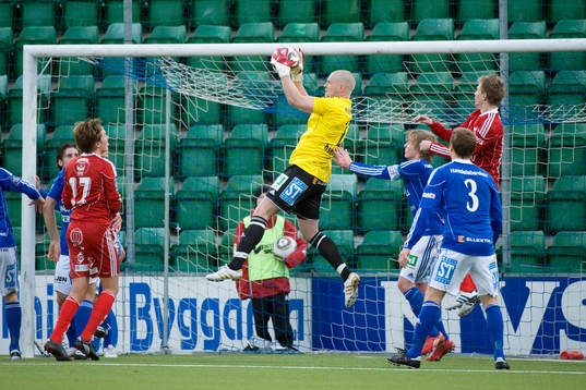 Tommy Naurin, Målvakt Sundsvall
