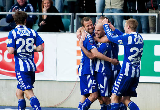 Thomas Olsson, IFK Göteborg, gör 2-0. Jubel Hjalmar