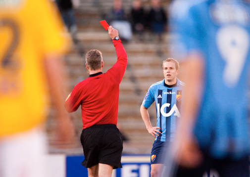 Petter Gustafsson, Djurgården får rött kort
