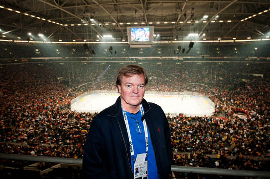 Mats Wennerholm, reporter Sportbladet, på plats i Veltins