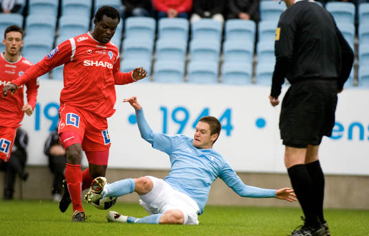 Etuwe Prince Eboagwu, Åtvidaberg och Ivo Pekalski, Malmö