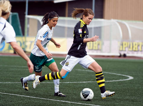 Nazanin Vaseghpanah, Hammarby och Hanna Folkesson, AIK