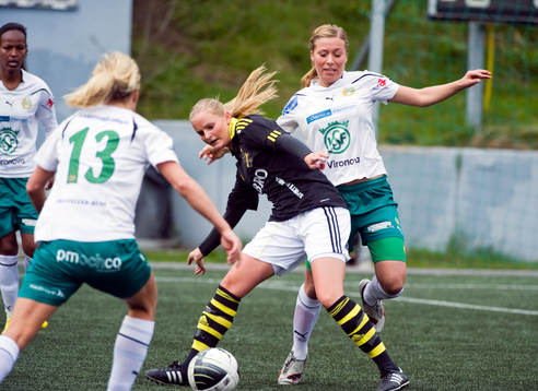 Therése Boström, AIK och Matilda Agné, Hammarby