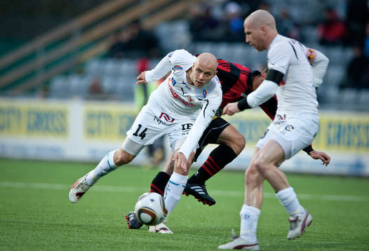 Stefan Ålander, Kalmar spelar fram bollen
