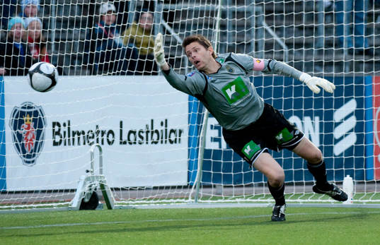 Mattias Hugosson, Målvakt Gefle släpper in 1-1