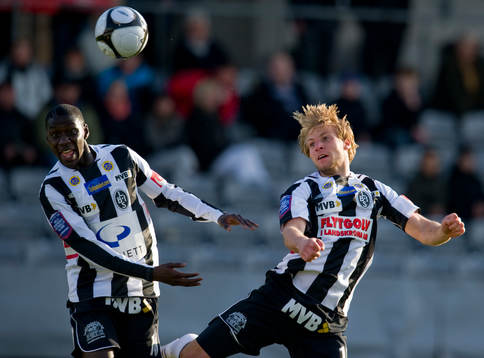 Alagie Sosseh och Fredrik Karlsson, Landskrona nickar ihop