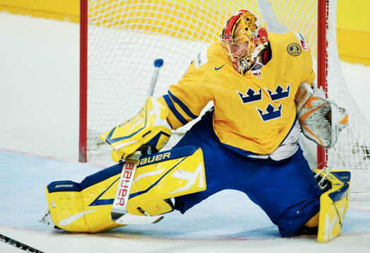 Jacob Markström, målvakt, Sverige, räddar ett skott