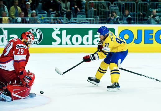 Michael Nylander, Sverige, och Tomas Vokoun, målvakt,