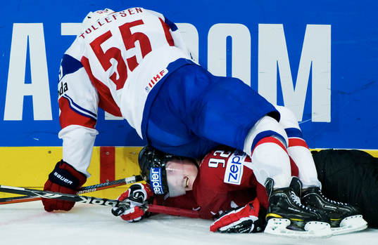Ole Kristian Tollefsen, Norge, och Matt Duchene, Kanada