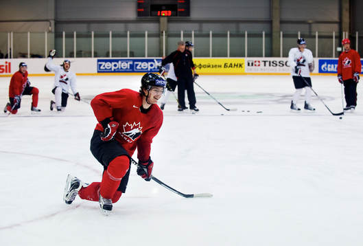 Matt Duchene skrattar