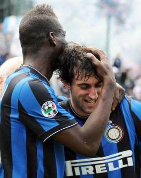 Diego MILITO, Inter, klappas om
