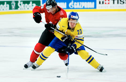 Marcel Jenni, Schweiz, och Linus Omark, Sverige