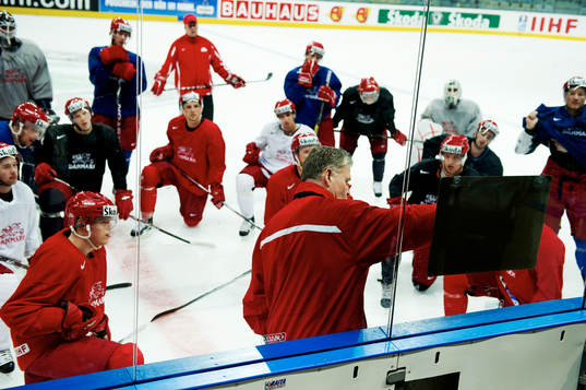 Bläddra bland fler bilder av Ishockey, VM, inför Sverige-Danmark