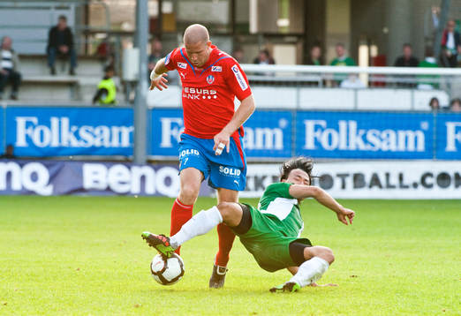 Mattias Lindström, Helsingborg springer ifrån Chiharu