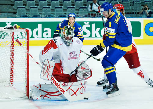 Oliver Ekman Larsson, Sverige och Patrick Galbraith,