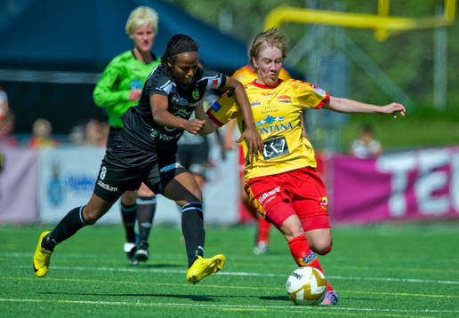 Hodan Siid Ahmed, Hammarby och Sofie Persson, Tyresö